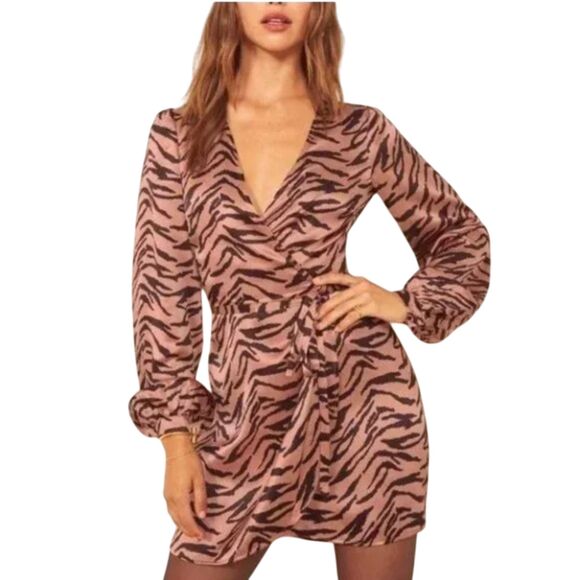 NWOT Reformation Starlight Silk Long Sleeve Mini Wrap Dress in Tigerlily Size S - Picture 1 of 10